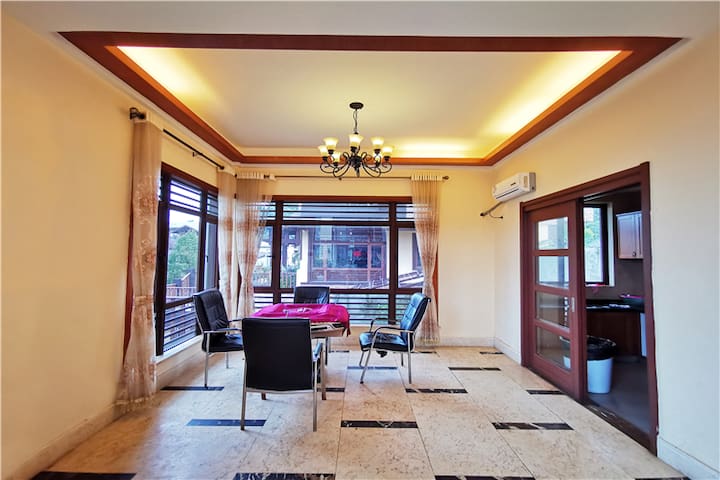 福州威廉古堡别墅聚会轰趴馆_别墅轰趴聚会_轰趴别墅聚会日租策划