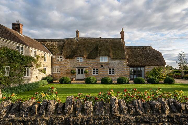 castle cary,glastonbury festival double en-suite in farmhouse nr castle cary bruton
