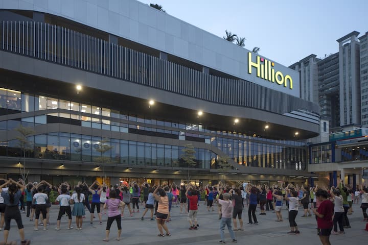 hillion mall is a new shopping mall in bukit panjang in the