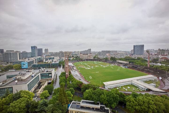 【五角场复旦】高层电梯公寓 俯瞰江湾体育场景观房 三室两厅