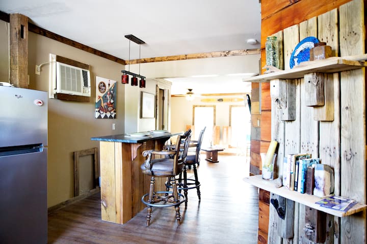 the loft at the green kayak