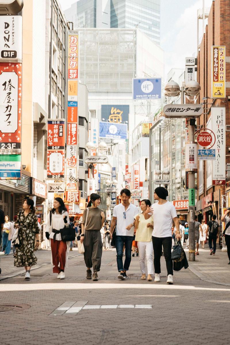 探索自己的隐秘涩谷和原宿街头风格