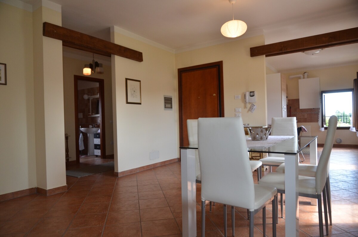 优雅而便宜的公寓，位于坎波桑皮埃罗（ Camposampiero ）