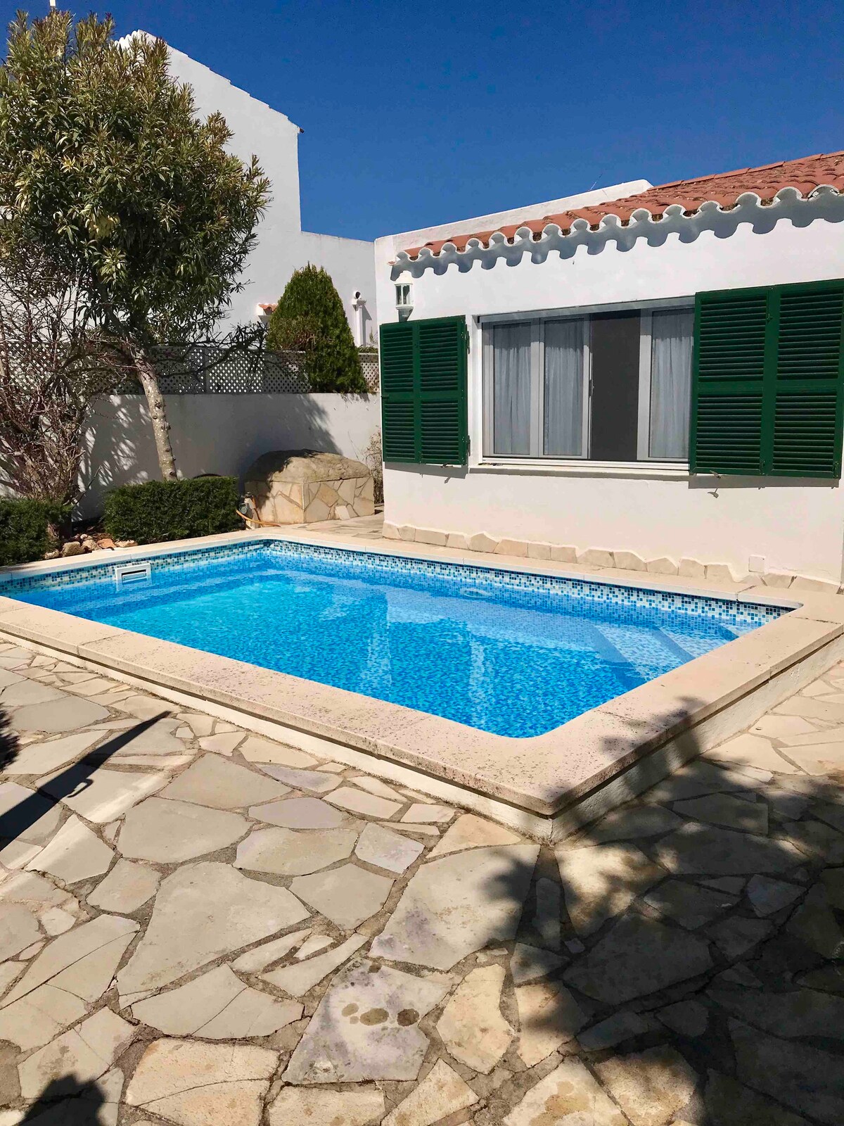 Chalet “La Rosa”
con piscina privata.