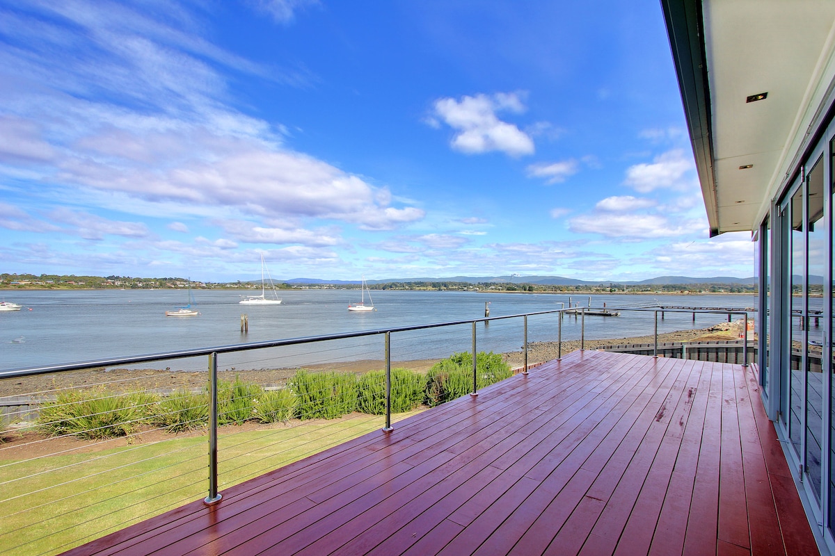 海滨别墅（ Waterfront Cottage ） ，可欣赏迷人的浪漫景观