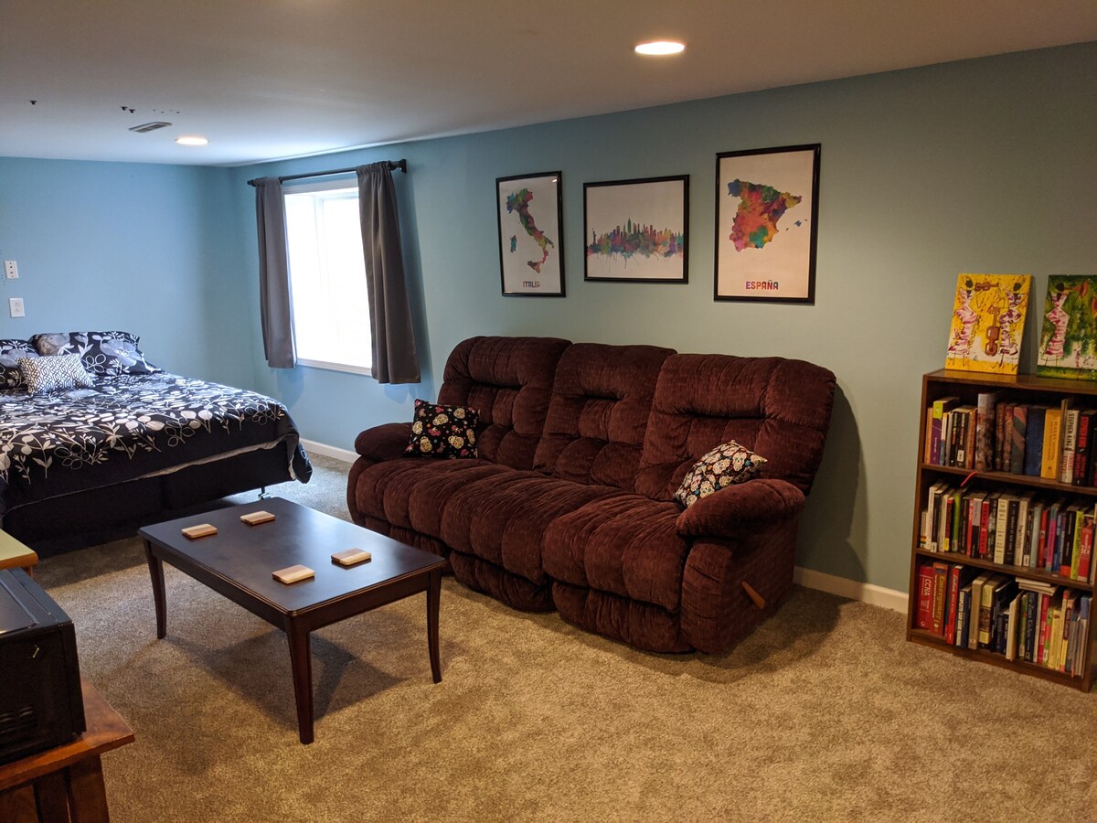 Private Basement Suite in Le Mars