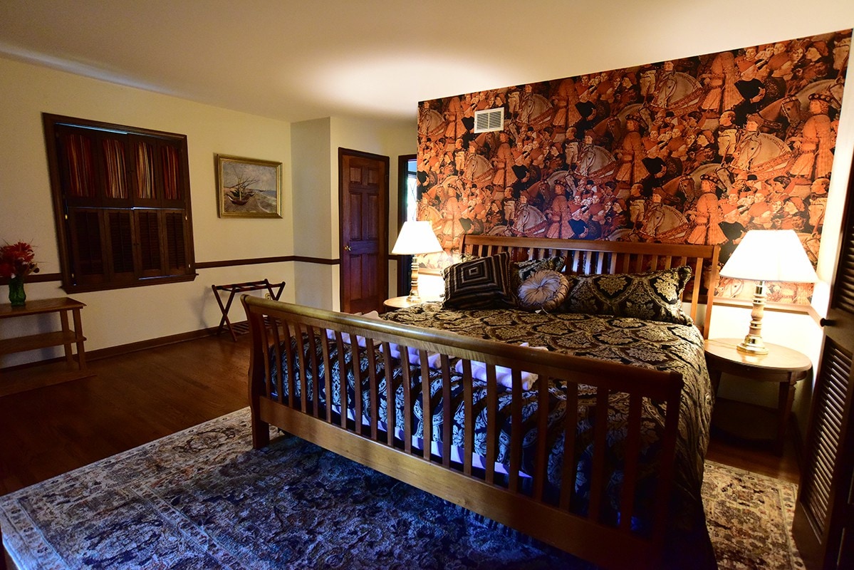 Camelot Bed & Breakfast, Sir Galahad's Suite