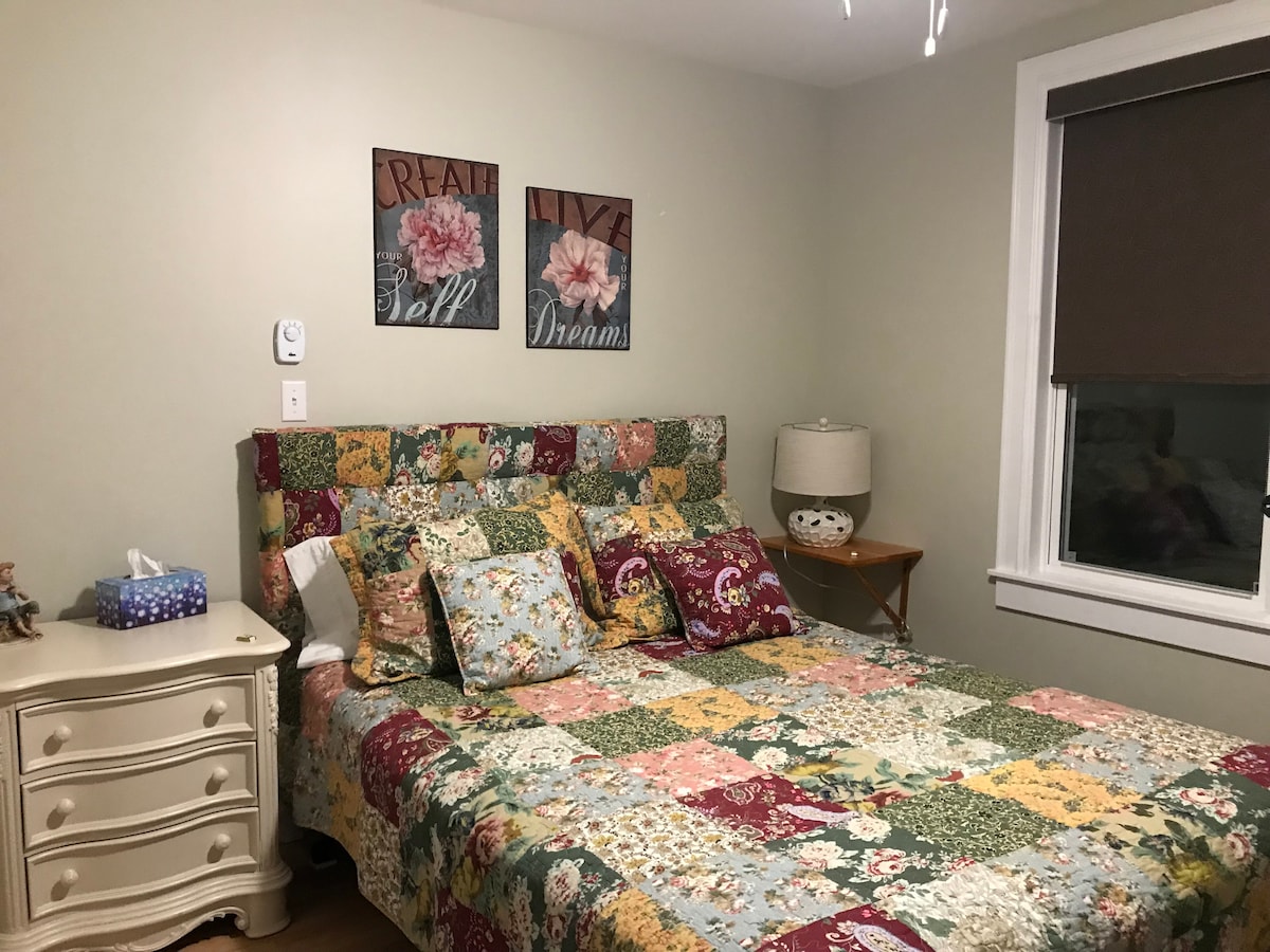 Big Axe B&B - Maple Suite