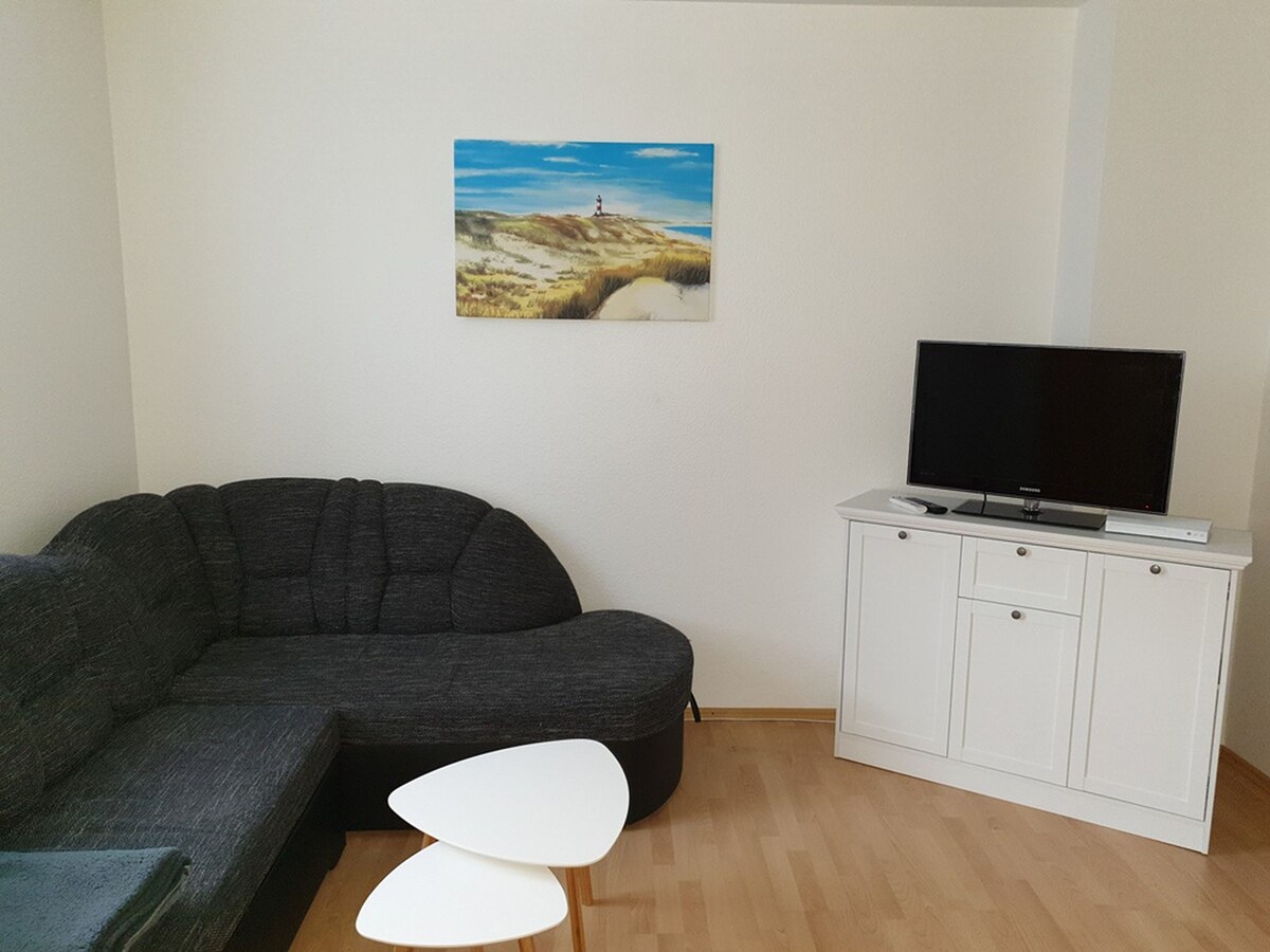 公寓Schmitz ， （ Wangerland ） ，公寓海滩椅， 38平方米，带海滩椅的露台，最多2人