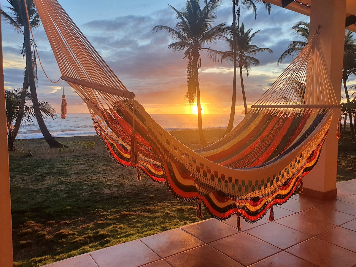 加勒比地区热带度假屋：海滨别墅