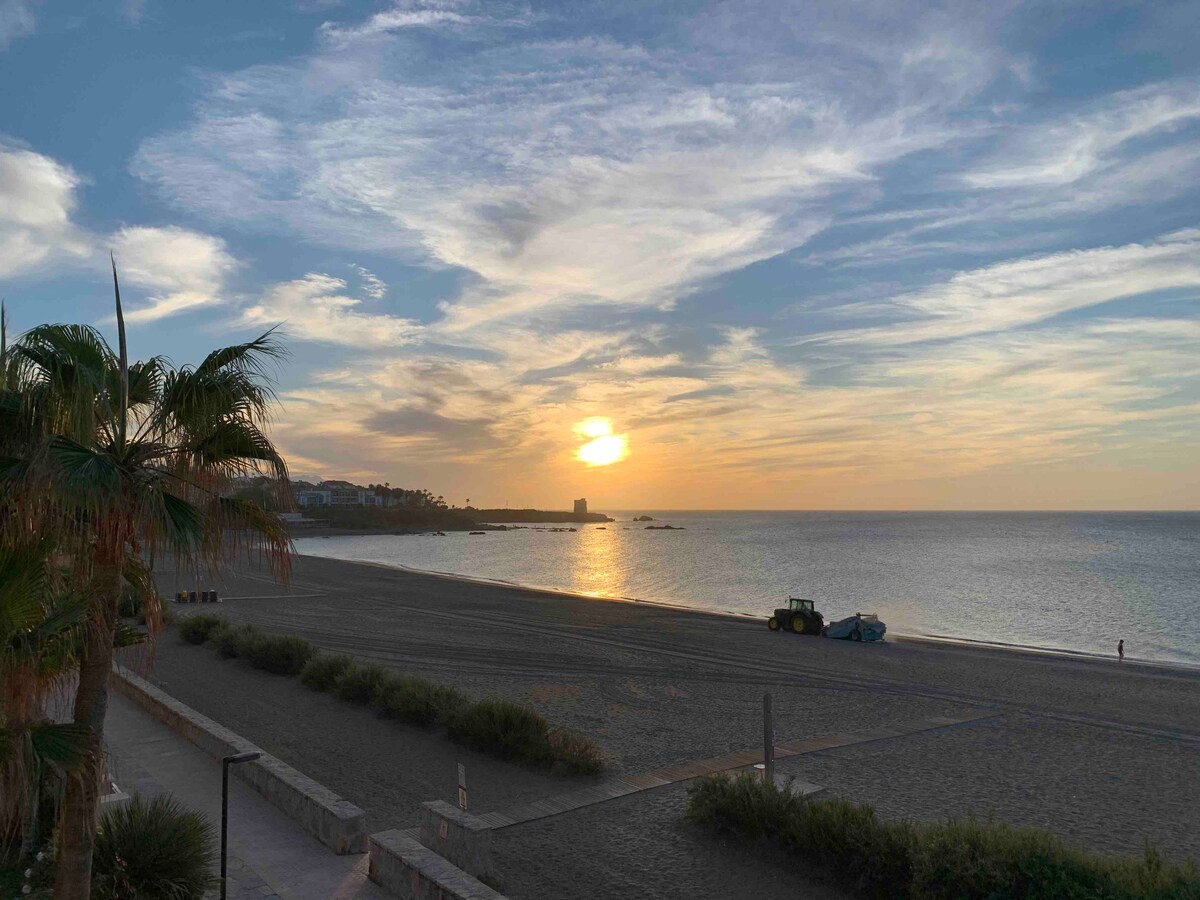 海滨三卧复式公寓