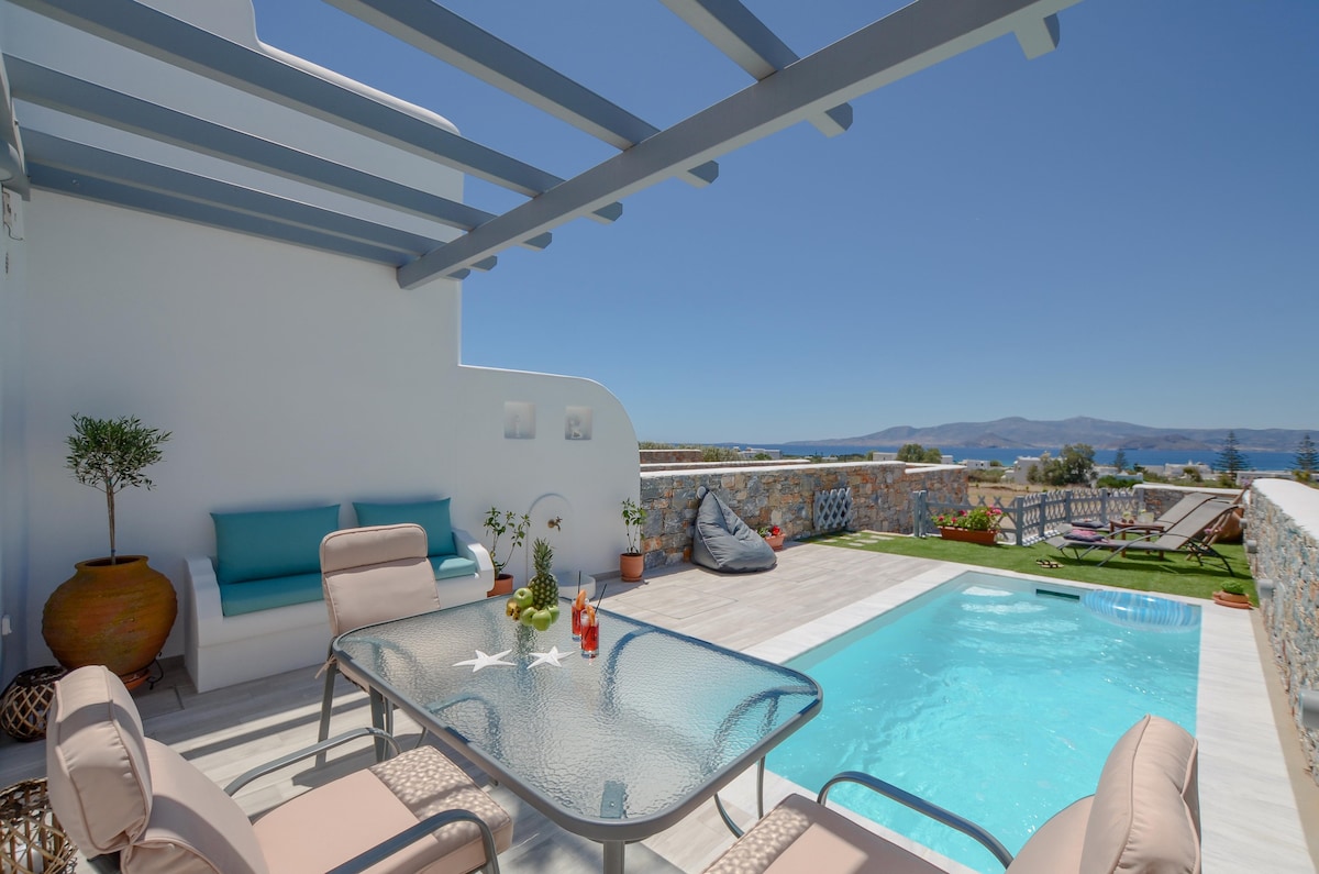 Irianna of Naxos Maisonette House with Pool & View
