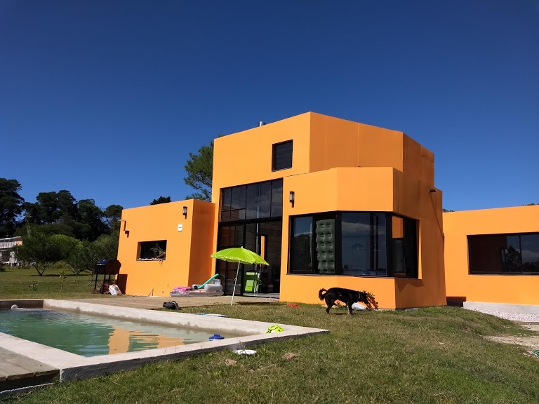 Casa Cherry, un remanso entre los cerros y el mar