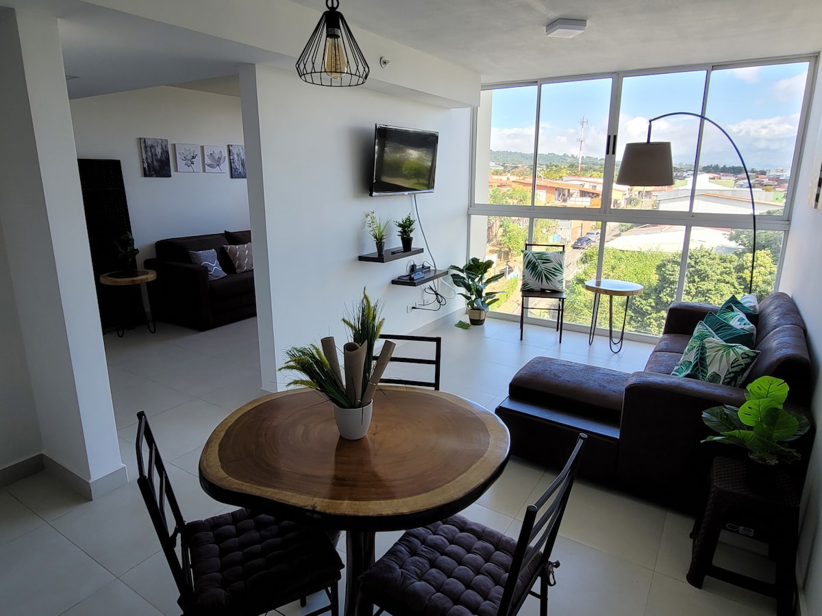 Modern 2BR+2Bath+2LR Condo, Central + MountainView