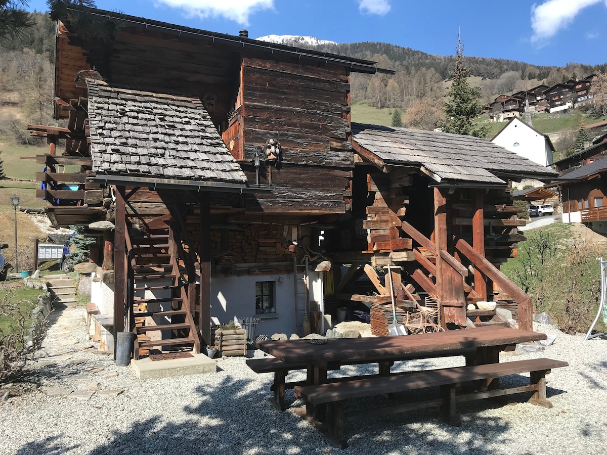 Grimentz/St-Jean单间公寓的住宿加早餐