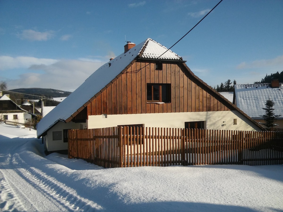 海兰兹小屋（ Highlands Cottage ）