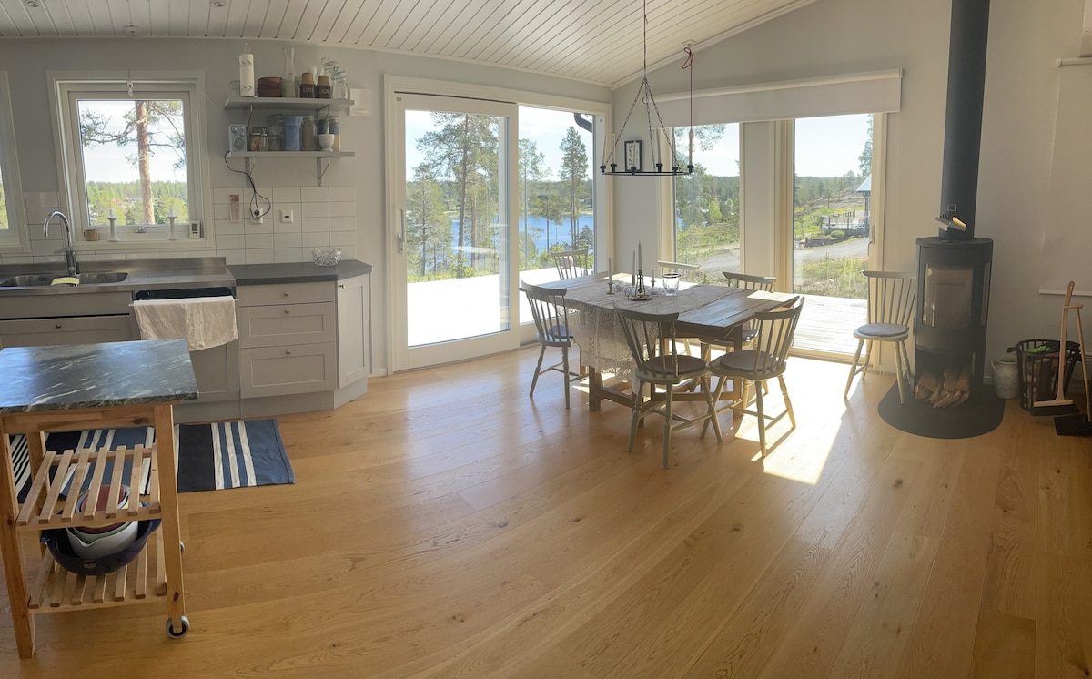 Norrfällsviken sommarhus med härlig utsikt