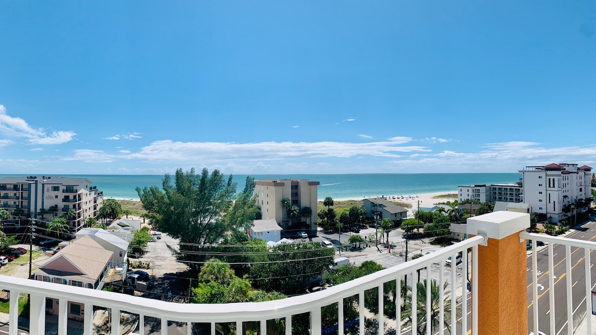 令人惊叹的海湾景观/阳台- 7楼@ Johns Pass