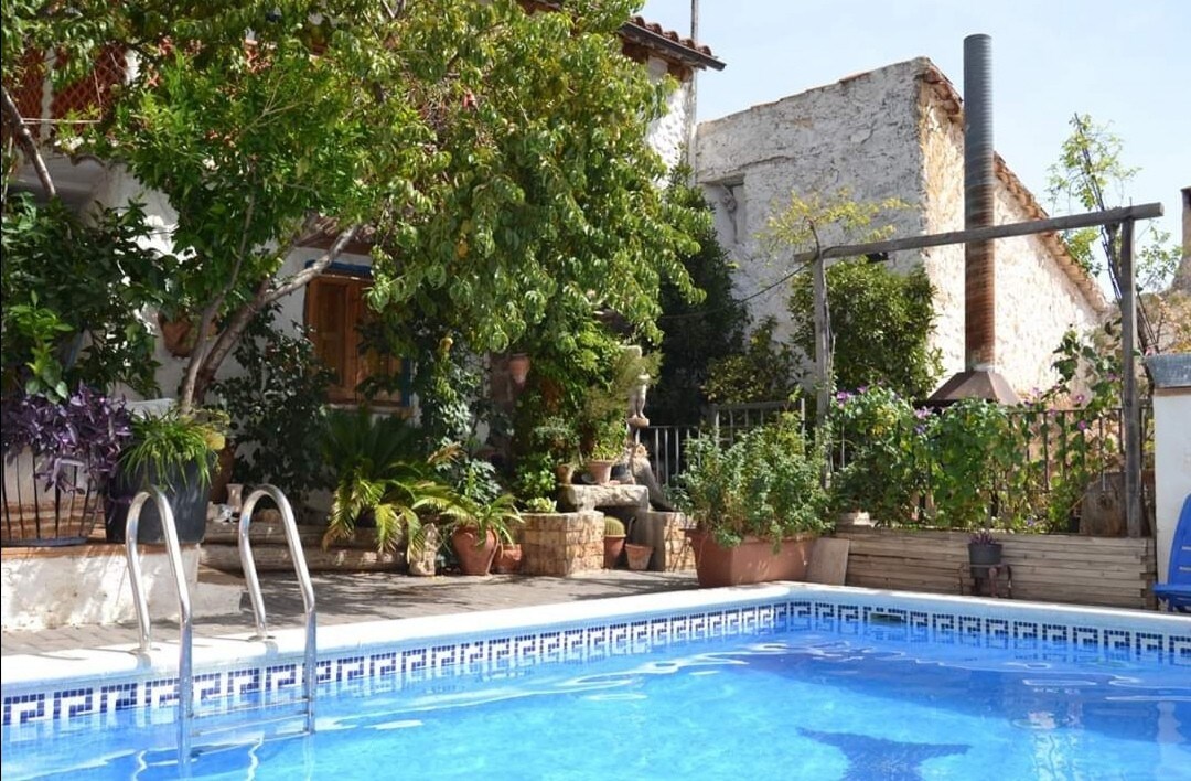 Casa Rural con Jacuzzi, piscina y chimenea