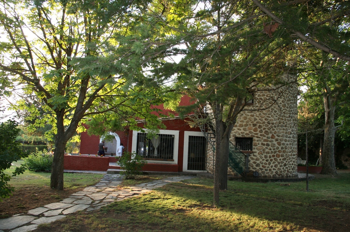 La Antigua Fábrica, Chalet Familiar