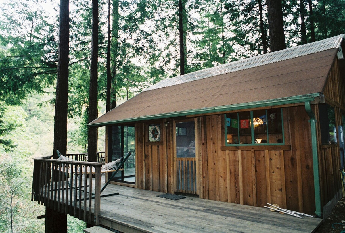 $ 185 Big Sur Getaway - Rosehaven -Serenity Cabin