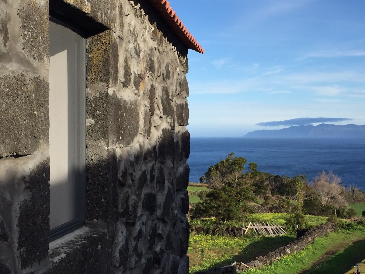 SKY MOUNTAIN & SEA - SMS Azores