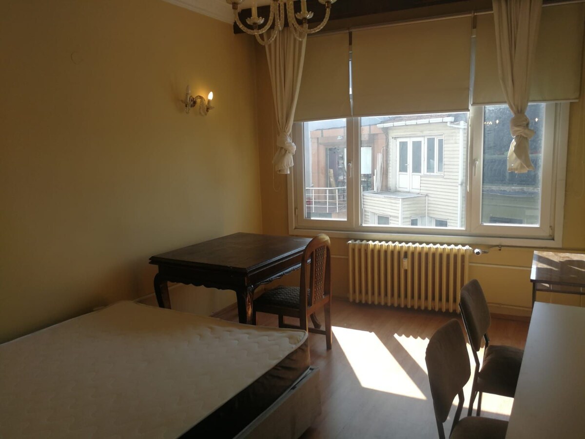 Vintage Home and Room in Heart of Kadikoy