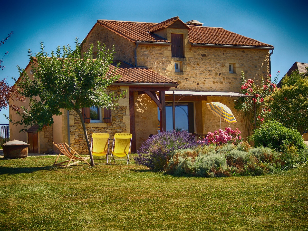 GÎTE PÉRIGORD NOIR  4 personnes - climatisé - 3*