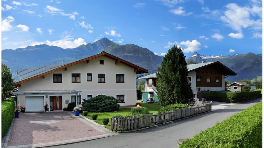 滨湖采尔(Zell am See)的民宿