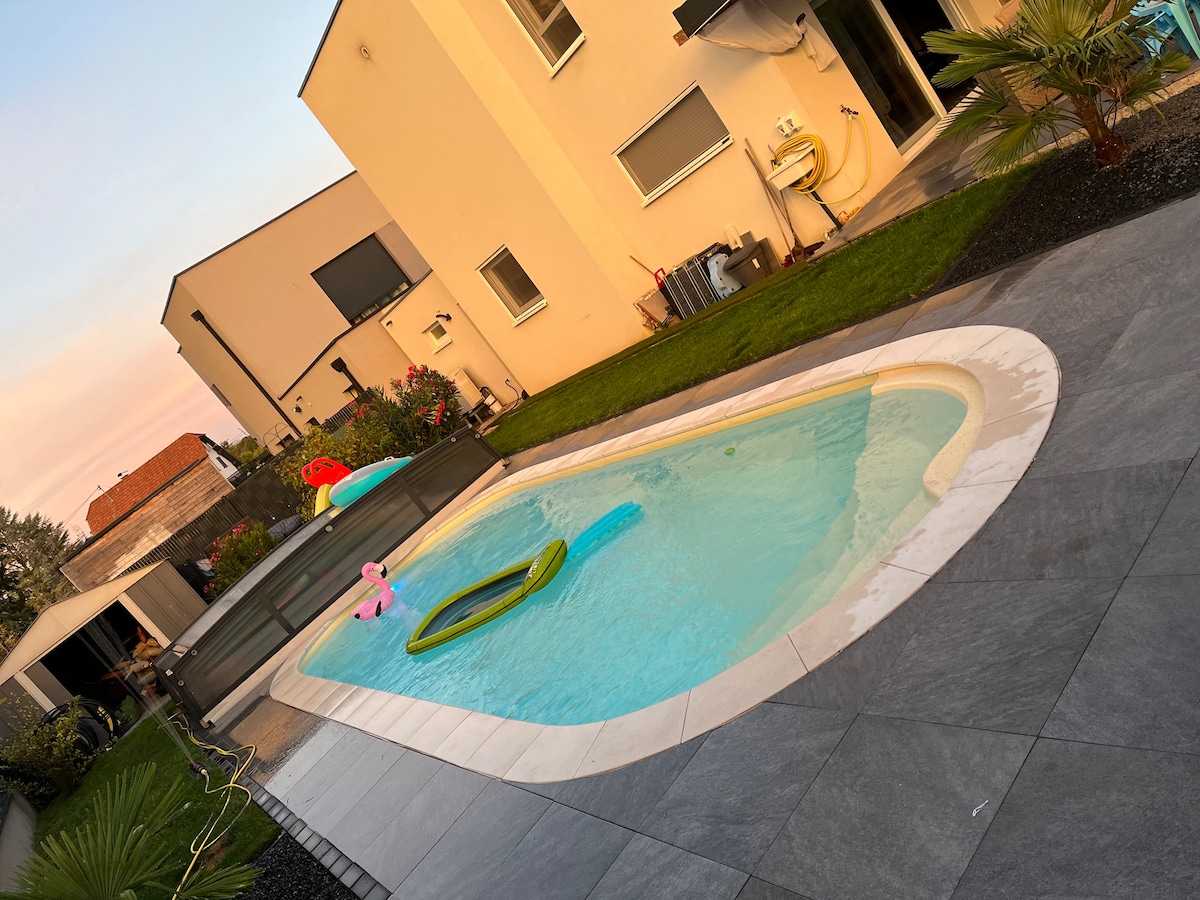 Magnifique villa avec piscine et jacuzzi