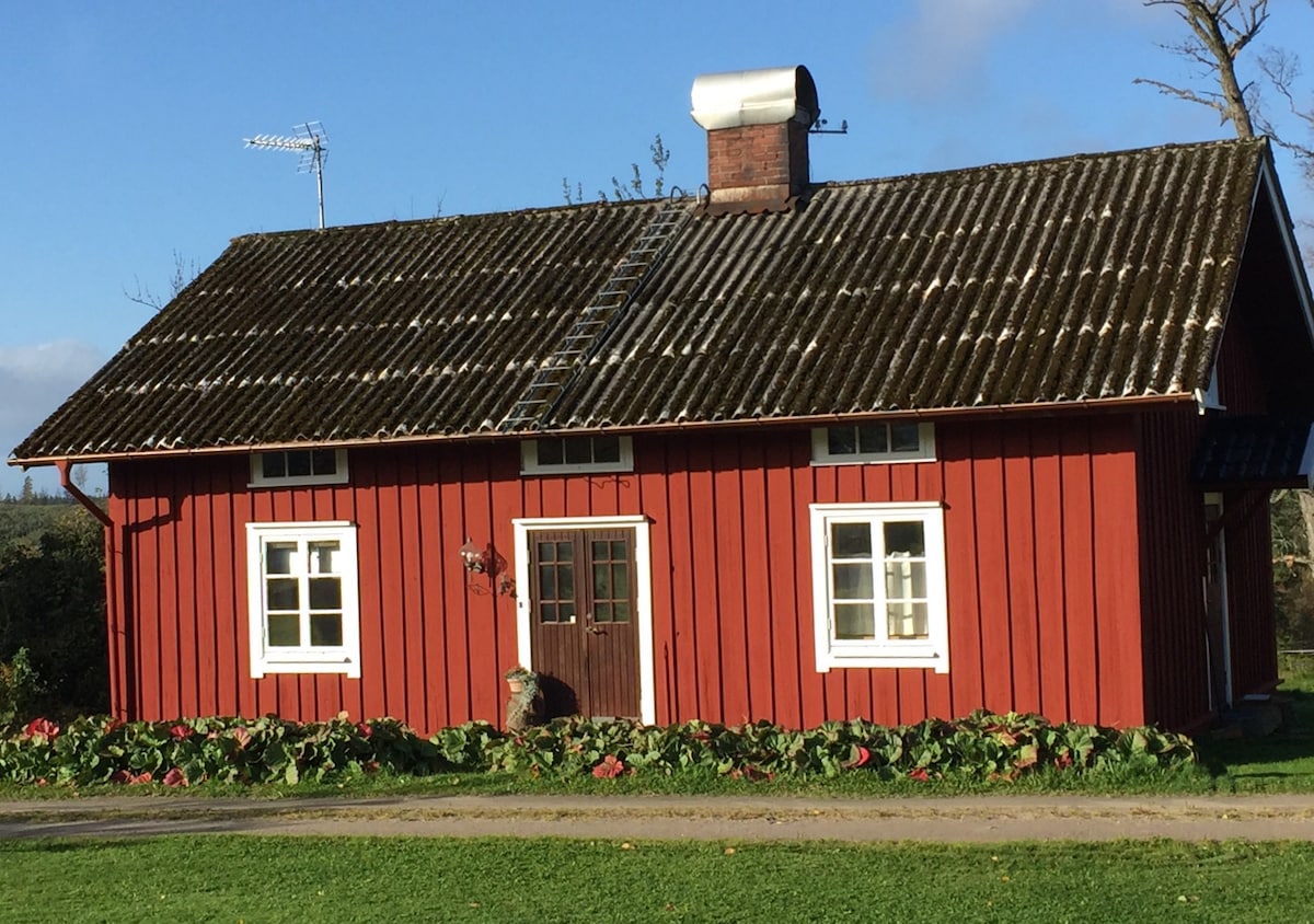 位于Isaberg附近的农场，带壁炉的温馨小屋。