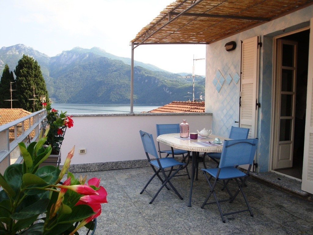 「屋顶」-科莫湖（ Lake Como ） -湖泊和山景观