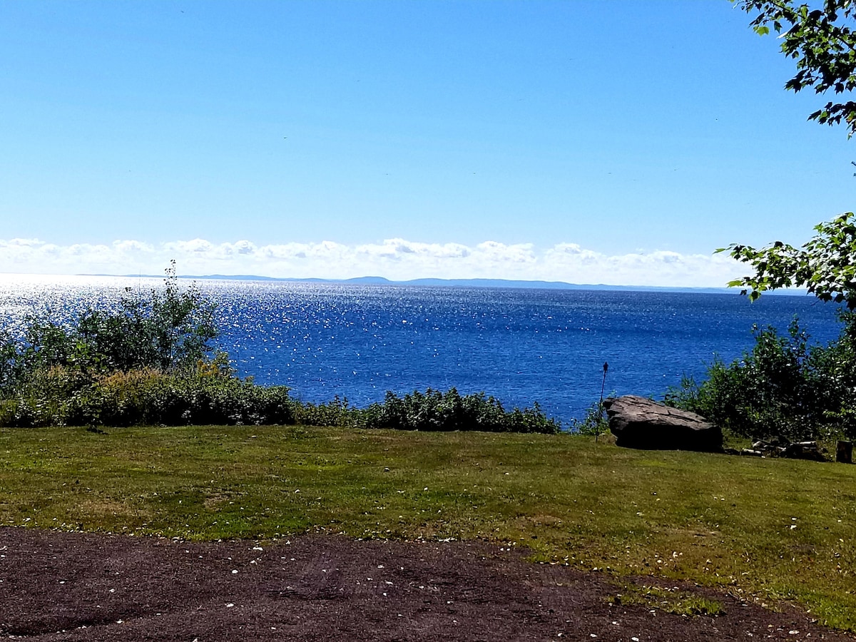 *欣赏苏必利尔湖（ Lake Superior ）令人叹为观止的美景！桑拿房！ ！