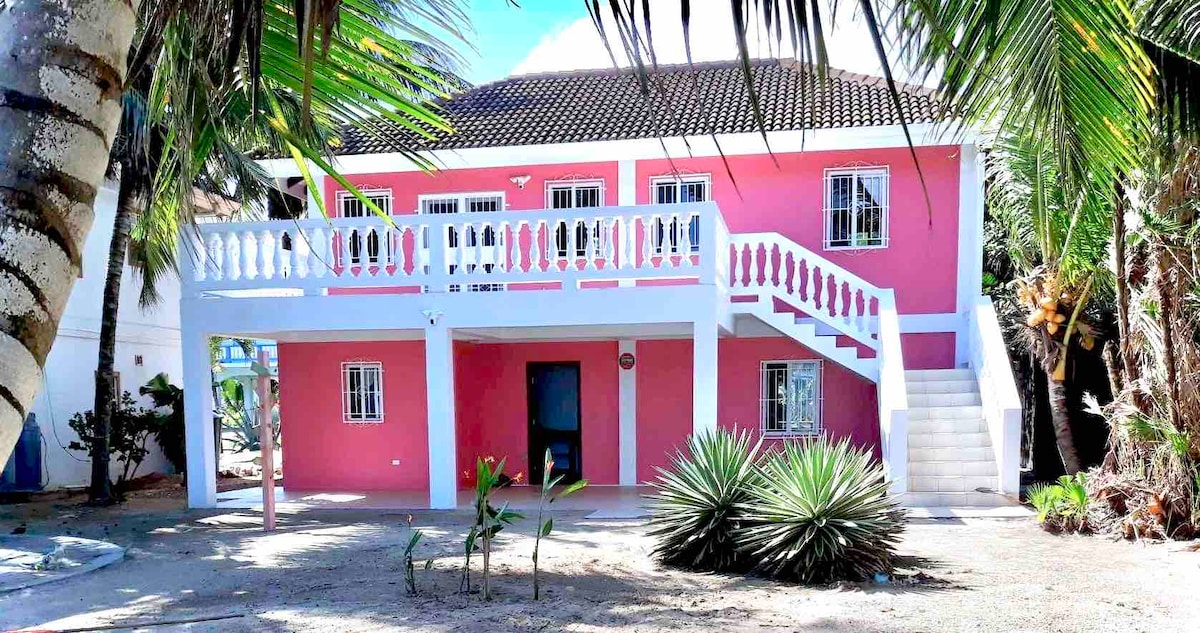 Beachfront w/ GOLF CART & EXTRA STUDIO