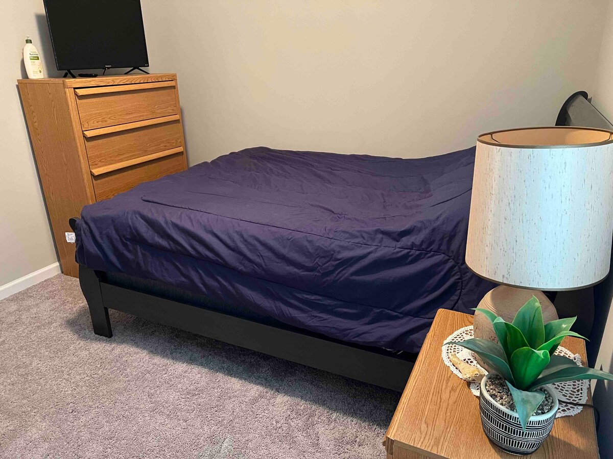 Cozy in Clayton: Private Bed and Bath