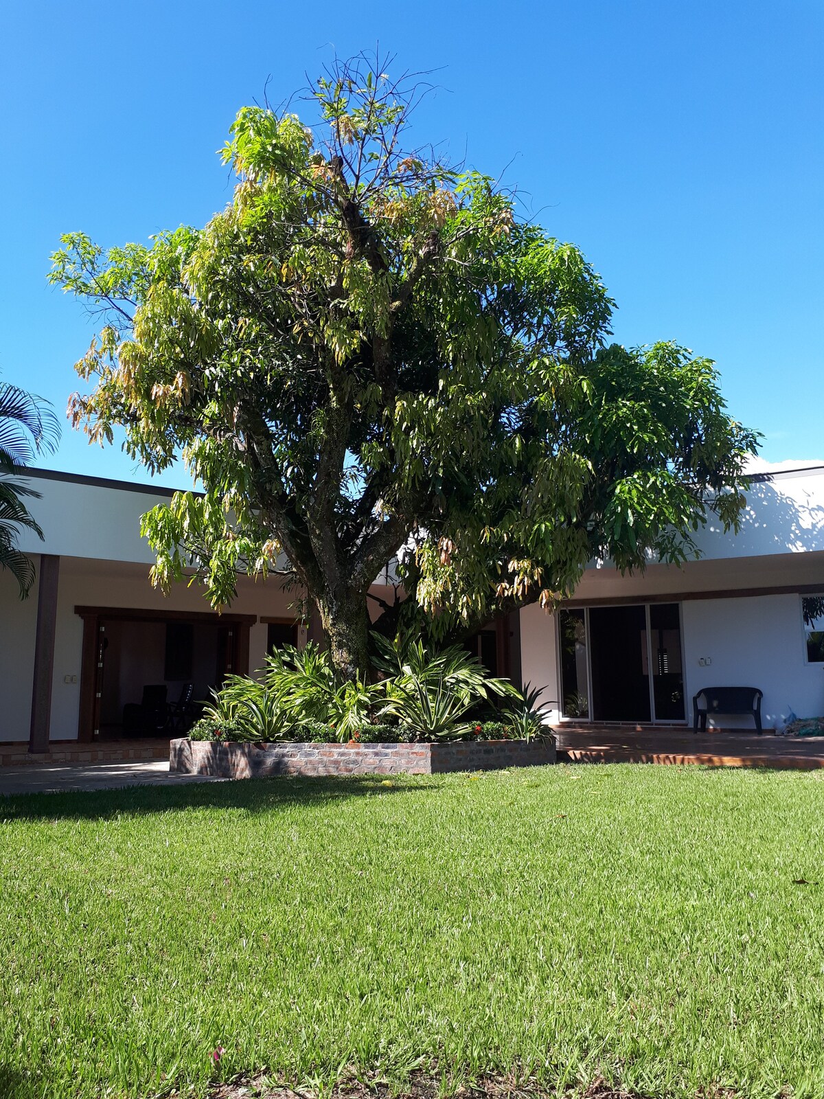 Acacias,  Habitacion # 7  en Casa campestre cond.