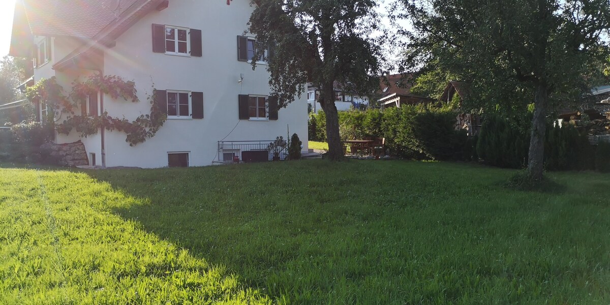 安静的公寓，包括Unterallgäu的花园