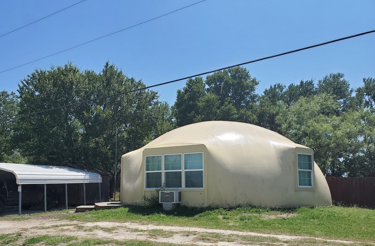 Central Texas Little Dome
near Waco and West