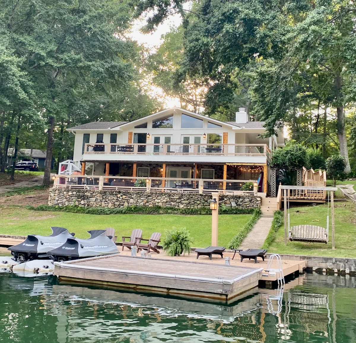 Lake me away! 35 miles from Auburn