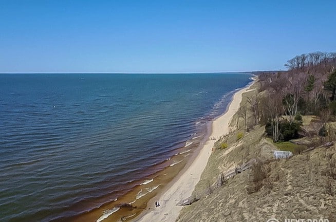 Whispering Sands On Beautiful  Lake Michigan