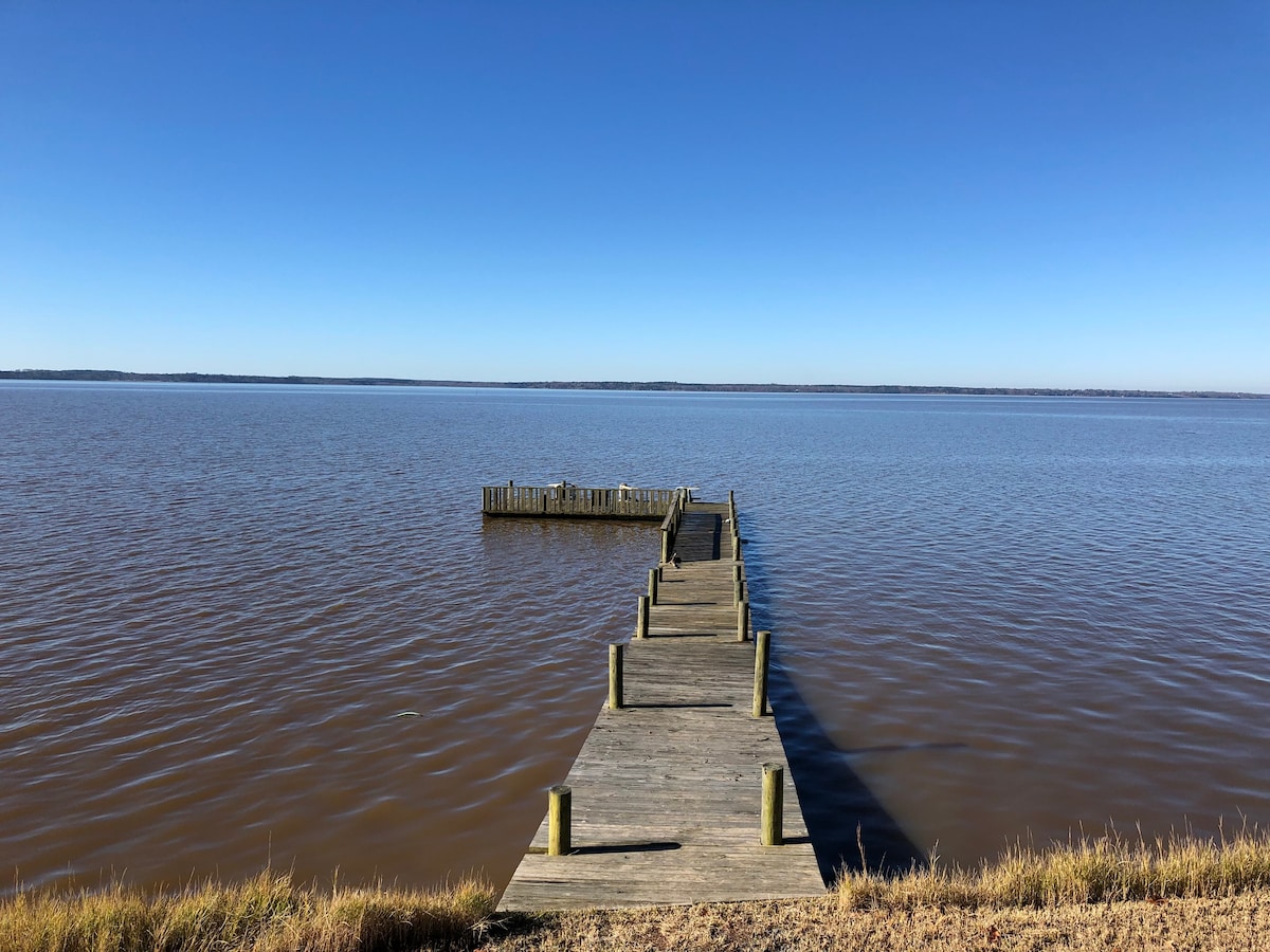 托莱多本德（ Toledo Bend ）的舒适钓鱼小屋，欣赏日落美景