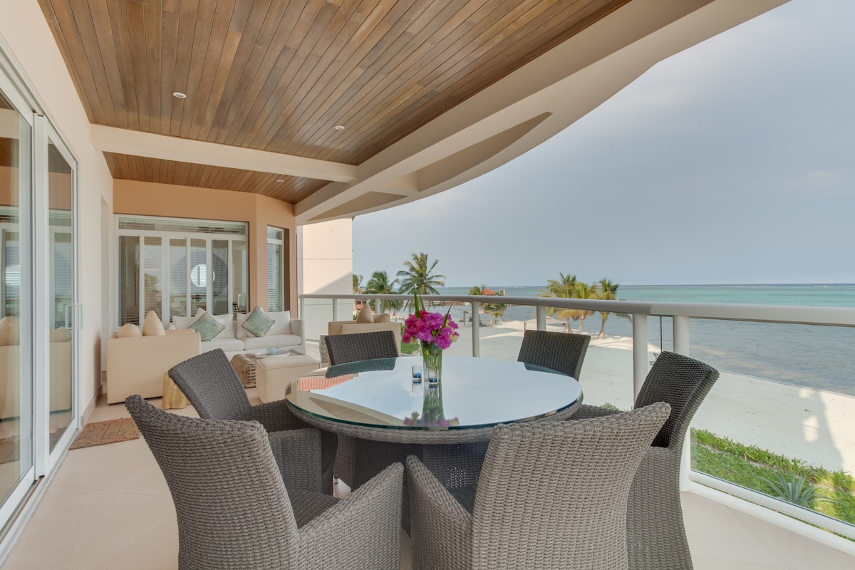 Oceanfront Deluxe condo at Grand Caribe Resort