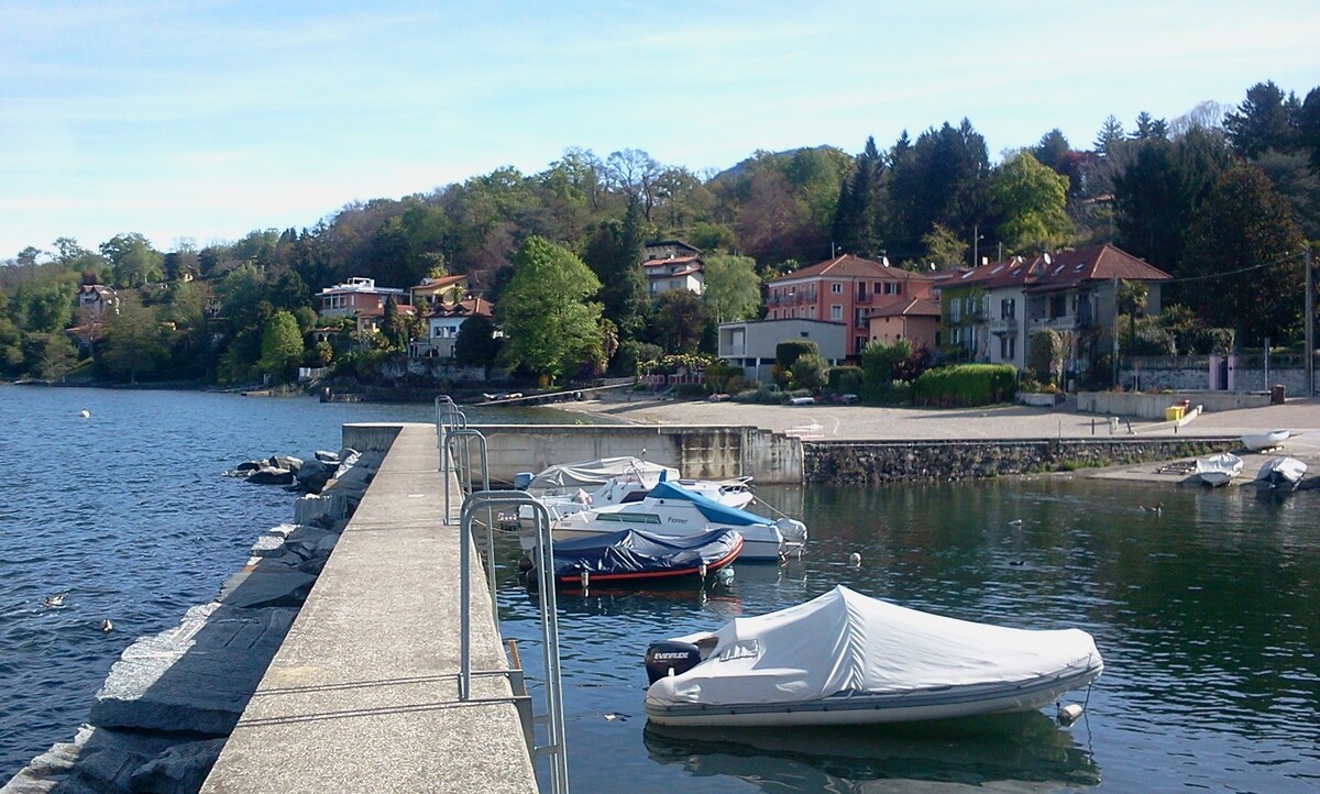 在马焦雷湖（ Lake Maggiore ）放松-卡米利亚公寓