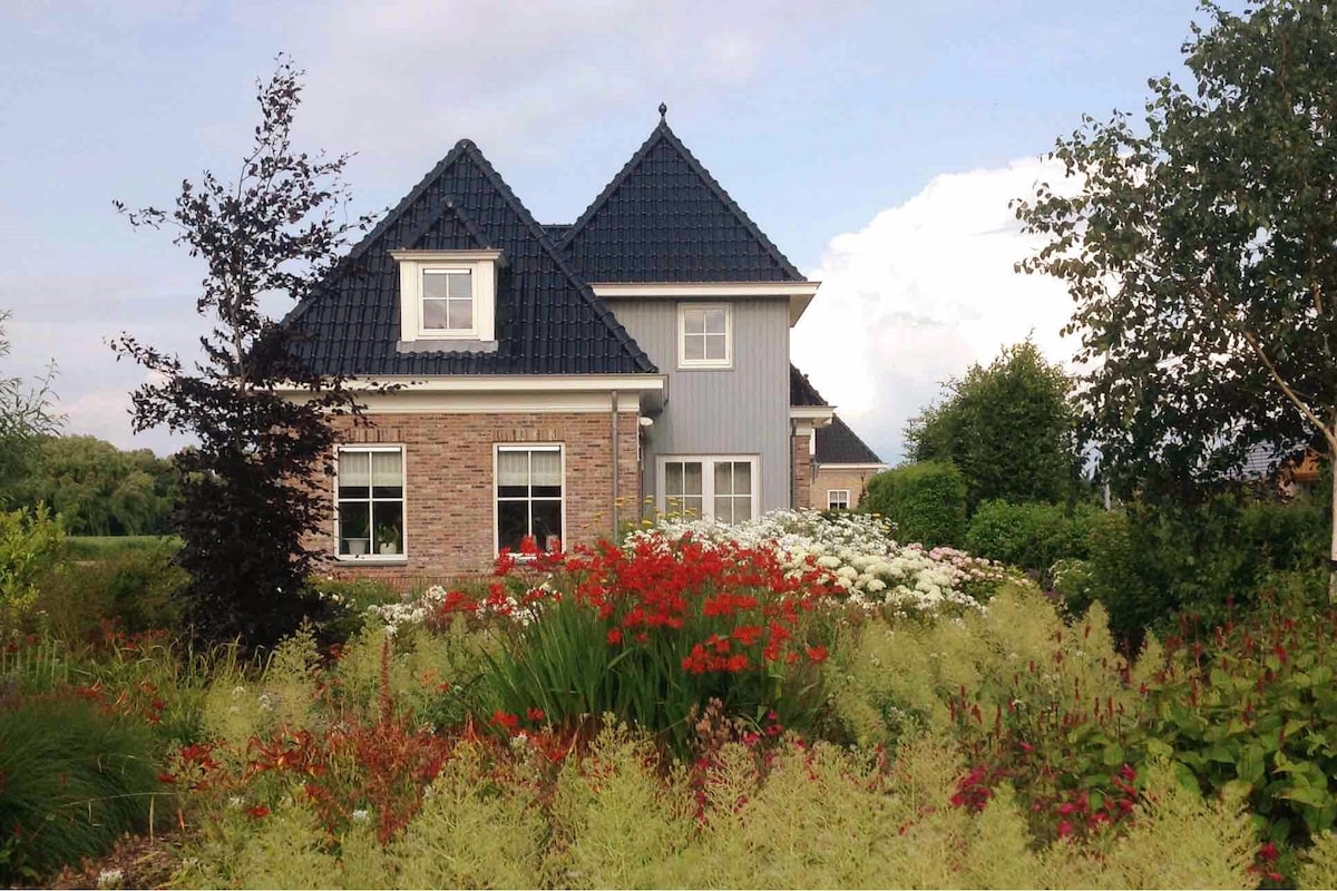 花园房，带厨房-客厅，靠近IJsselmeer