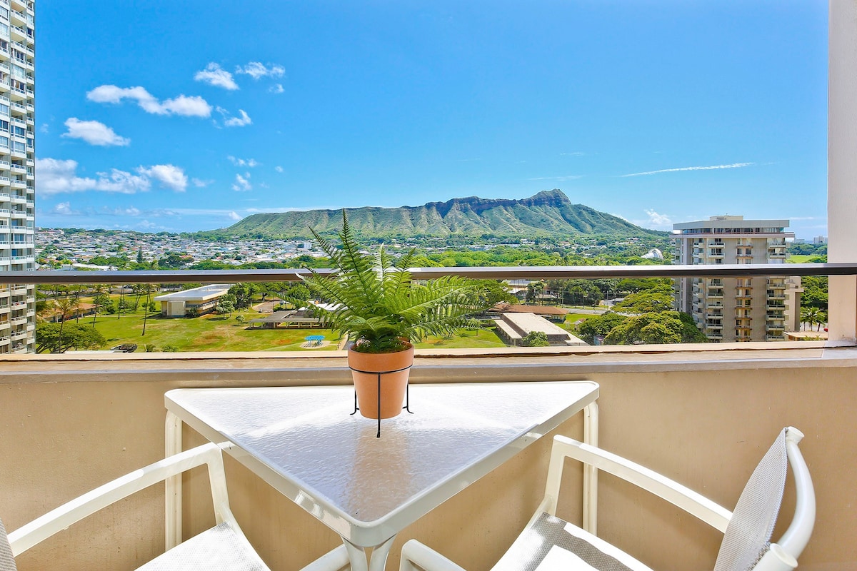 Iconic Diamond Head! Great for Family! WU1414