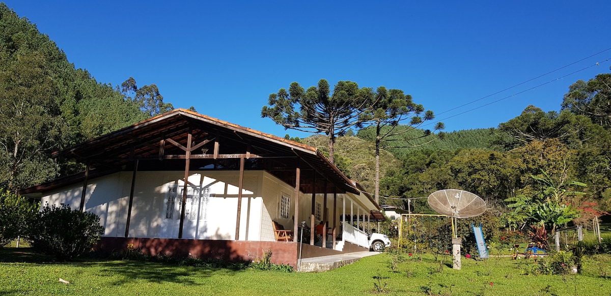 Casa de Campo na Fazenda, pertinho de Curitiba