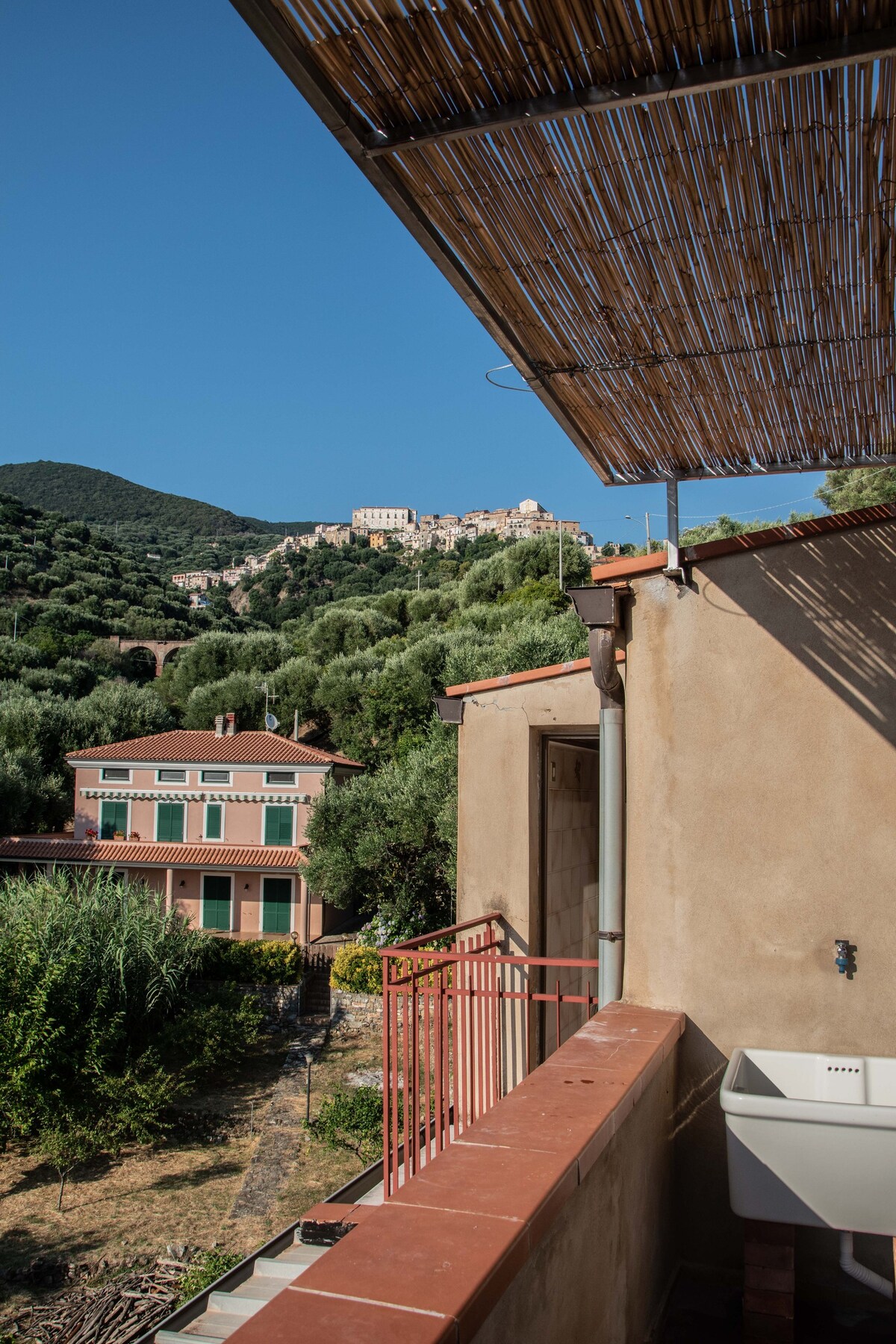 La Marinella, mansarda con terrazza sul mare