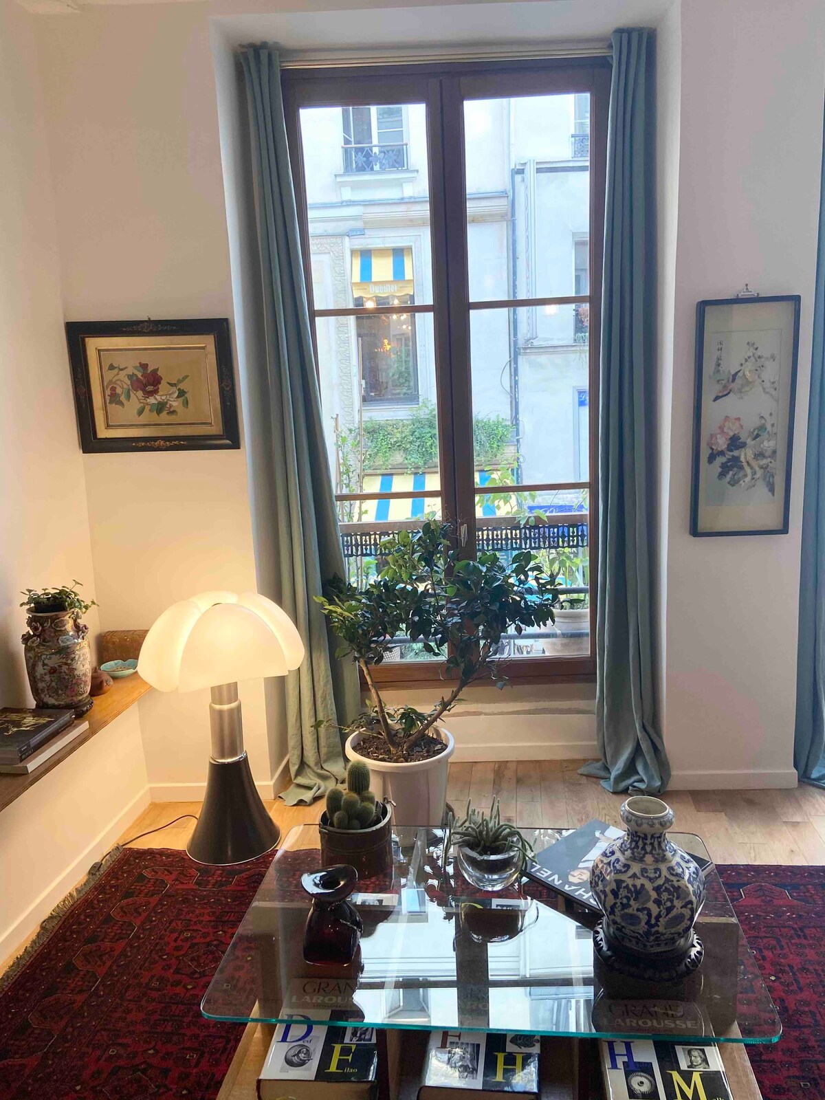 位于巴黎市中心的漂亮公寓（第二区）