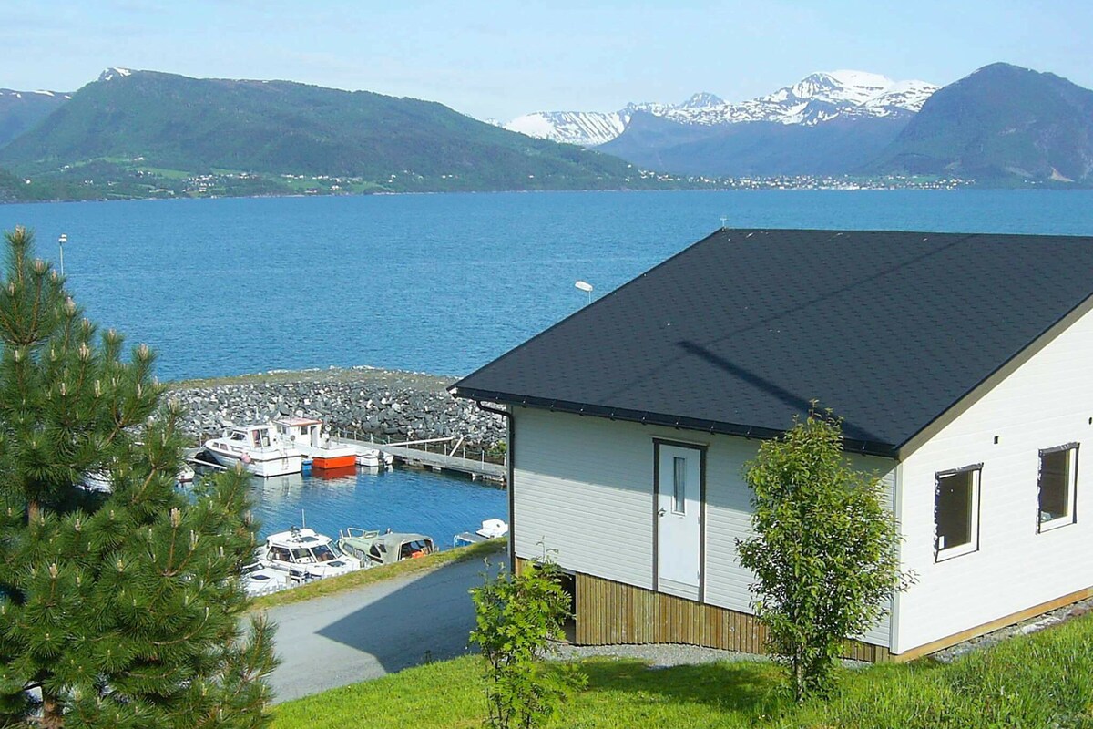 4 person holiday home in lauvstad