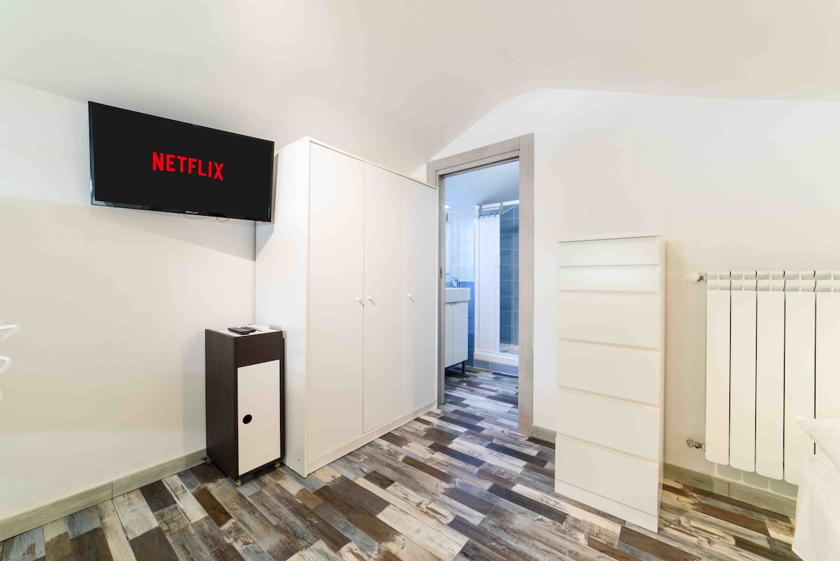 [ Design Loft ] Wi-Fi + Netflix